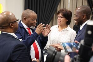 GZB3 ZWcAEuW9l 300x200