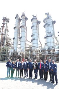 GZB4VegWEAAzGa6 200x300