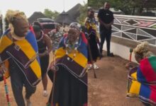 Somizi Finally Meets Legendary Artist Esther Mahlangu (VIDEO)
