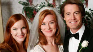 Mahaffey (centre) on the set of Desperate Housewives