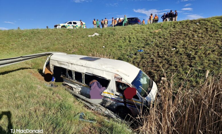 Three Killed After Taxi Crash on N12 Near Daveyton